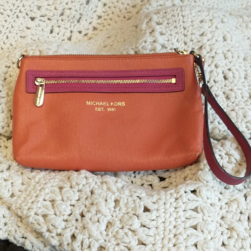 Michael Kors wristlet